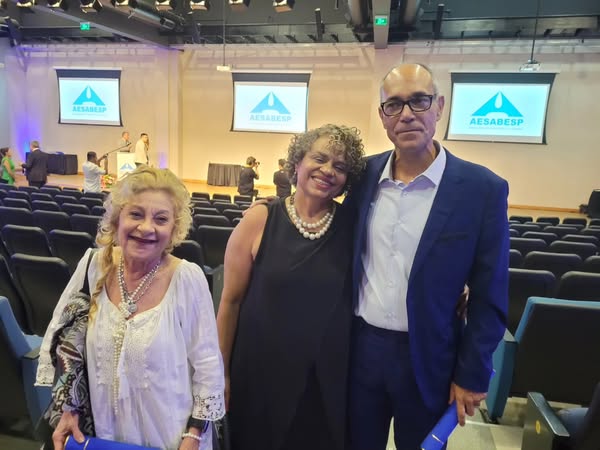 APU presente na Cerimônia de Posse da nova Diretoria da AESabesp para a gestão 2025-27